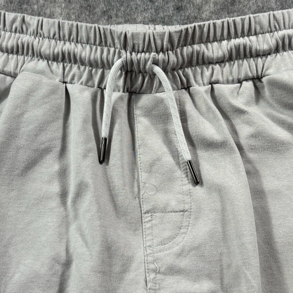 BKE Mens Gray Performance Fabric 8 in Inseam Shorts Size Small - Picture 8 of 12
